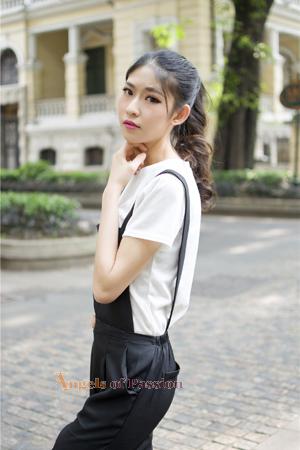 165598 - Tingting Age: 32 - China