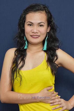 182081 - Genevie Age: 33 - Philippines