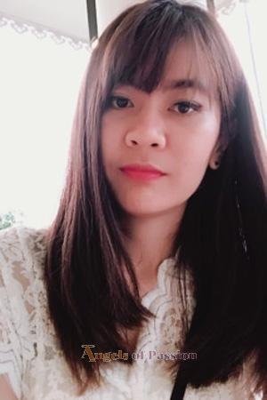 196716 - Sukanya Age: 35 - Thailand