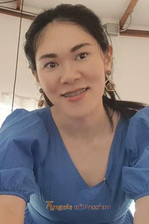198162 - Rungtiwa (Tam) Age: 36 - Thailand