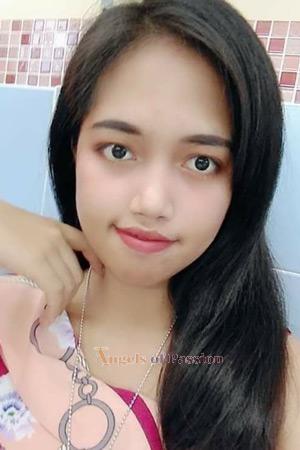 198704 - Sasipapha Age: 33 - Thailand