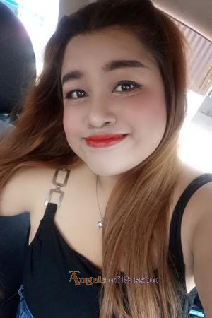 201642 - Prapada Age: 30 - Thailand