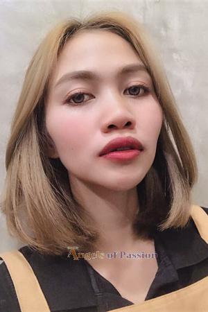 201913 - Suphaporn Age: 32 - Thailand