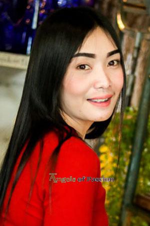 202543 - Wichuda Age: 32 - Thailand