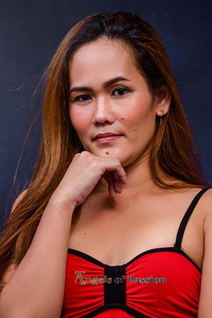 208621 - Rowena Age: 38 - Philippines