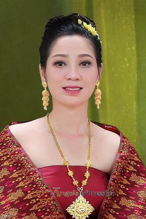 211472 - Seila Age: 38 - Cambodia
