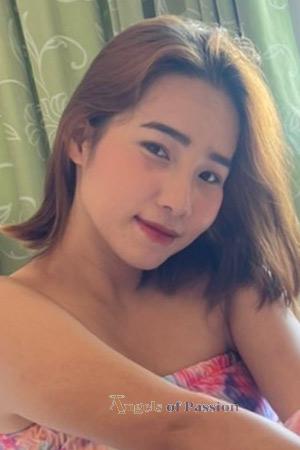211587 - Siriporn Age: 38 - Thailand