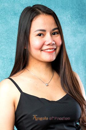 216468 - Papatsara (June) Age: 35 - Thailand