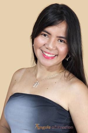 220446 - Maricel Age: 37 - Philippines