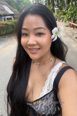 221051 - Suchada Age: 30 - Thailand