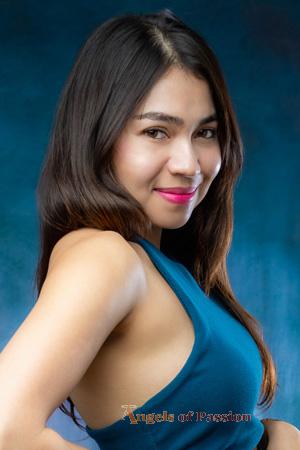 222064 - Duanghatai Age: 35 - Thailand