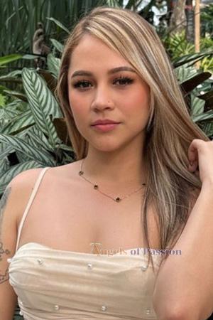 225844 - Sara Age: 26 - Colombia