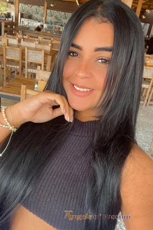 226398 - Yislaine Age: 34 - Colombia